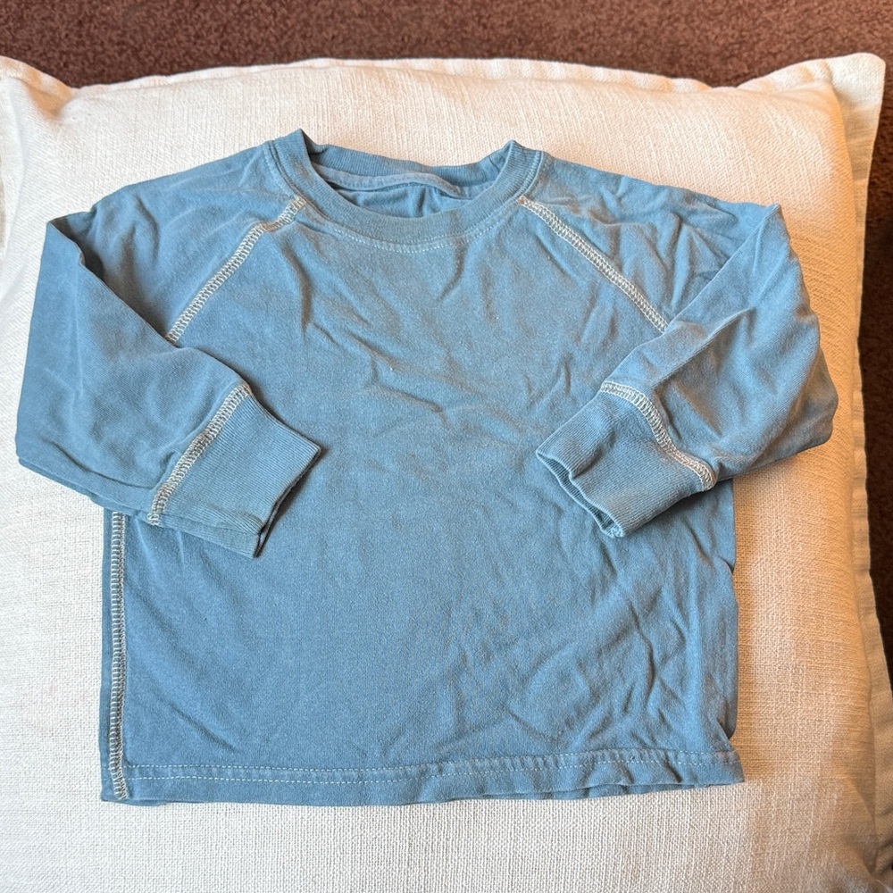 Old Navy Kids Blue Long Sleeve Tee